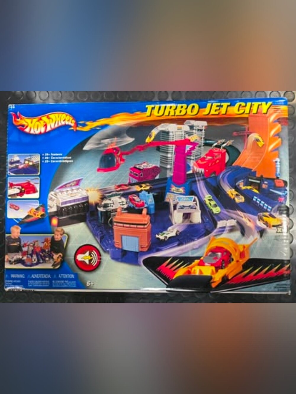 Vintage Hot Wheels Turbo Jet City Vehicle Playset Mattel 2002 NEW